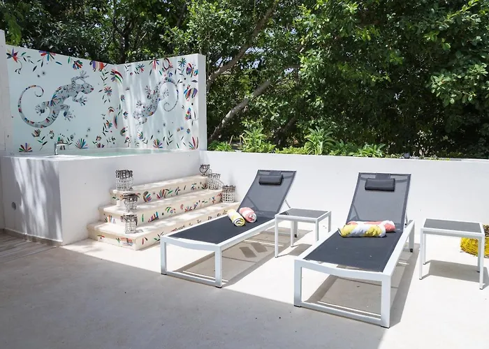 Luxury Private Villas , Private Pool, Private Garden, Jacuzzi, 24Hours Security